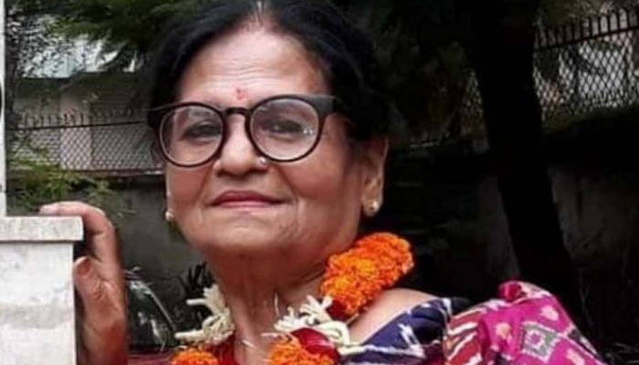 अनेसास महिला पुरस्कार स्रष्टा पाठकलाई अनेसास महिला पुरस्कार स्रष्टा पाठकलाई