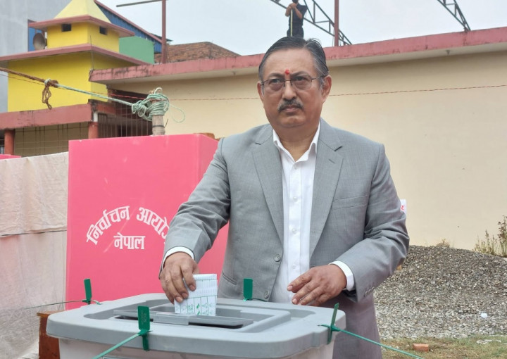 गृहमन्त्री खाणद्वारा मतदान