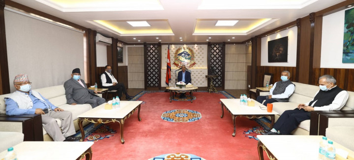 चुनावी तालमेलको मोडालिटी तयार पार्न बालुवाटारमा सत्तागठबन्धनको बैठक चुनावी तालमेलको मोडालिटी तयार पार्न बालुवाटारमा सत्तागठबन्धनको बैठक