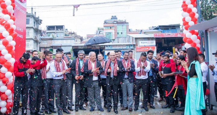 महिन्द्राको टूएस डिलर मनमैंजुमा