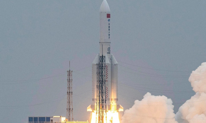 अन्तरिक्षमा अनियन्त्रित बनेको चिनियाँ रकेट भूमध्यसागरमा खस्यो