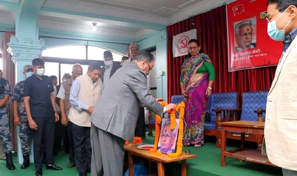 माओवादी कमजोर भए प्राप्त उपलब्धि गुम्न सक्छ : प्रचण्ड