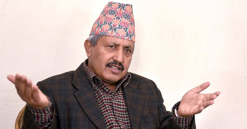 महोत्तरीमा रोचक भिडन्त : माओवादी नेता पाेखरेललाई पछि पार्दै एमालेक महताेकाे अग्रता