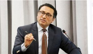 देशको विकासका लागि योजनाबद्ध रूपमा काम गर्नेछु–स्वर्णिम वाग्ले