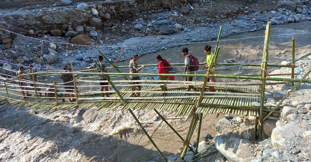 पुल बगाएपछि हेवा खोलामा फड्के तयार