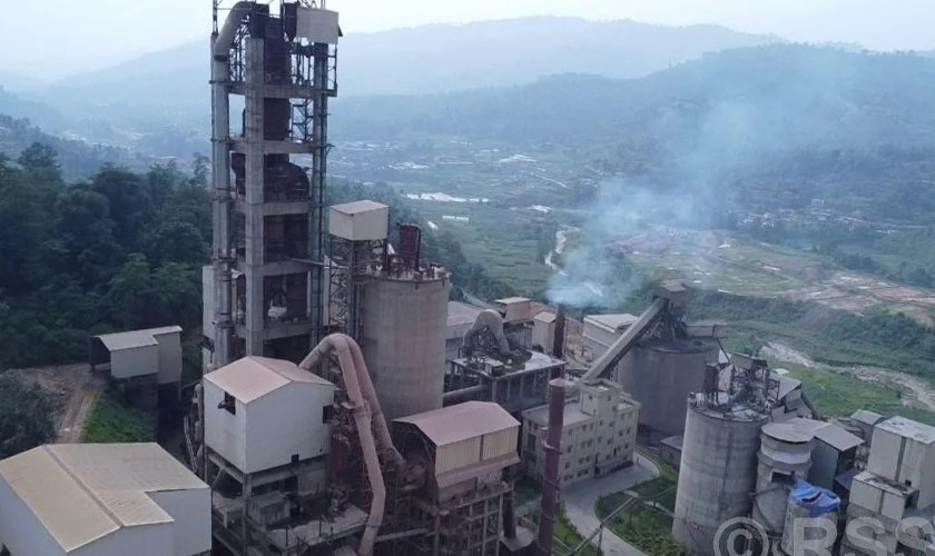 सिमेन्ट उत्पादनमा ३० देखि ३६ प्रतिशतले गिरावट