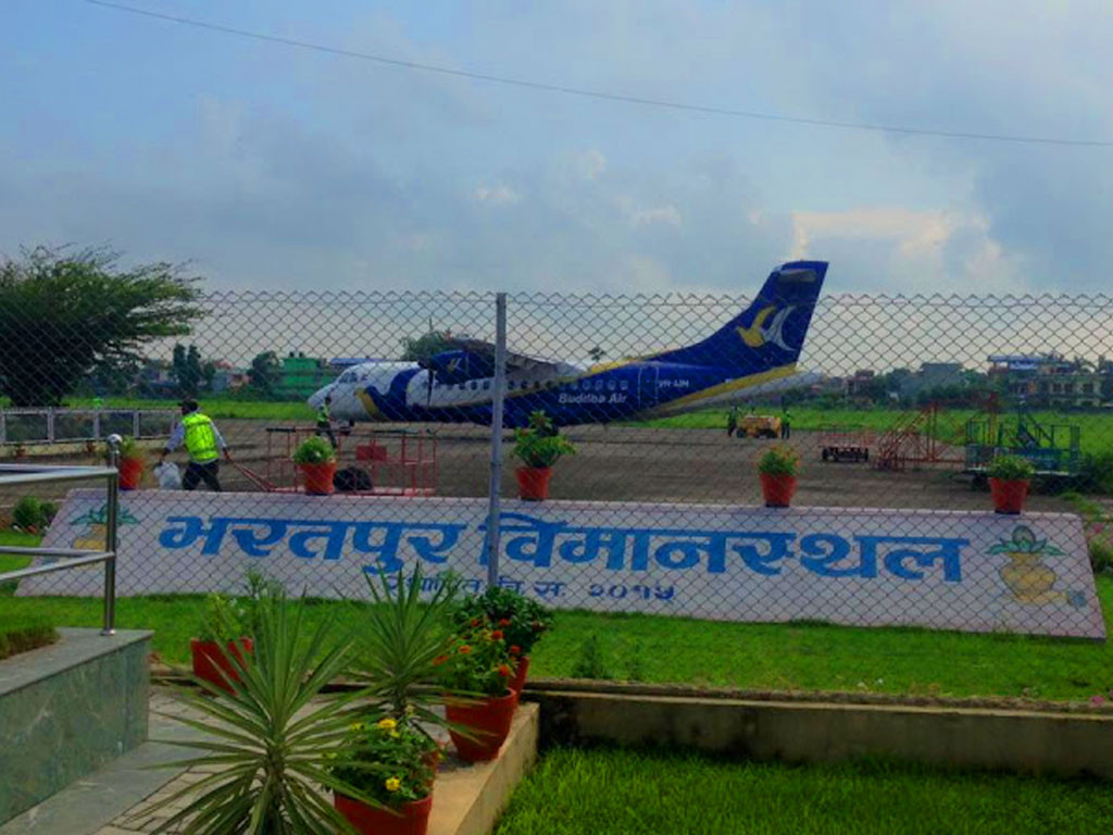 भरतपुर विमानस्थल वरपर मापदण्ड विपरीत बनेका भवनहरूको अनुसन्धान गरिने