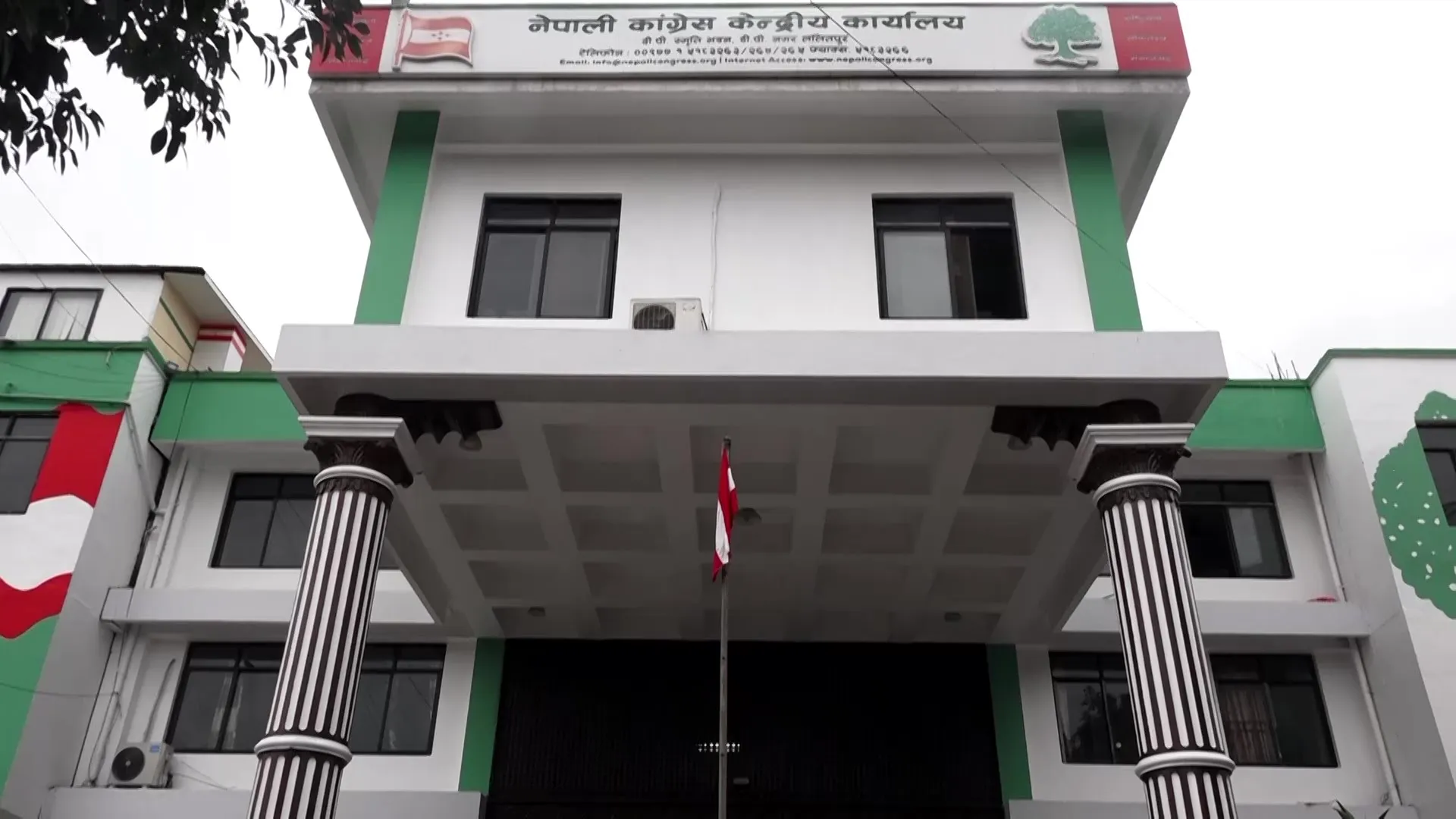 कांंग्रेसमा सनातन हिन्दूराष्ट्रको पक्षमा निर्णय लिन २२ जना नेताको प्रस्ताव