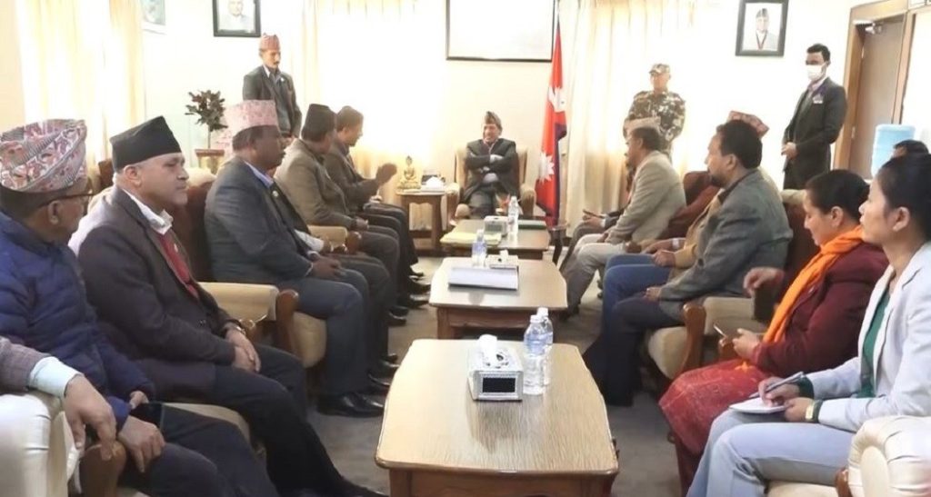 लघुवित्त पीडितलाई विनासर्त रिहाई गर्न सरकारसँग एमालेको माग