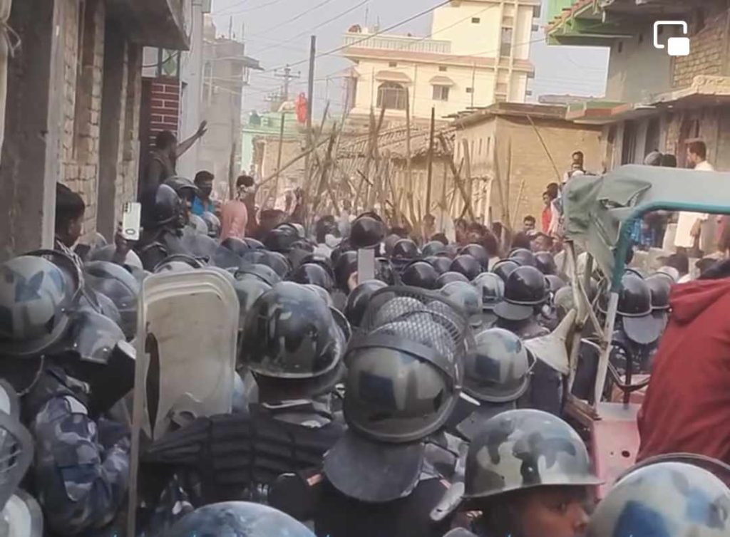 रौतहटको ईशनाथ नगरपालिकामा अनिश्चितकालीन कर्फ्यु