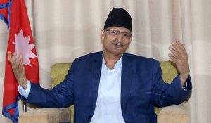 आधारभूत प्रश्नबाट कांग्रेस पछि हटेपछि विश्वासको सङ्कट पैदा भयो  : अग्निप्रसाद सापकोटा