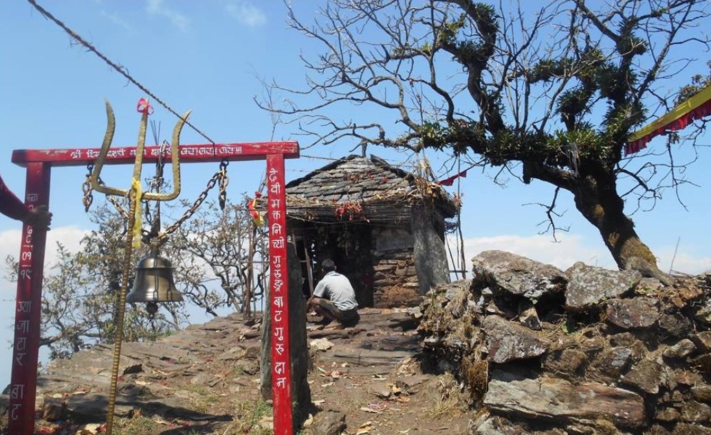 छिम्केश्वरीमा आन्तरिक पर्यटक लोभिँदै