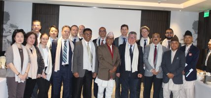 नेपाल राष्ट्र बैंकका अधिकारीहरू र एआईआईबी बीच भेटवार्ता