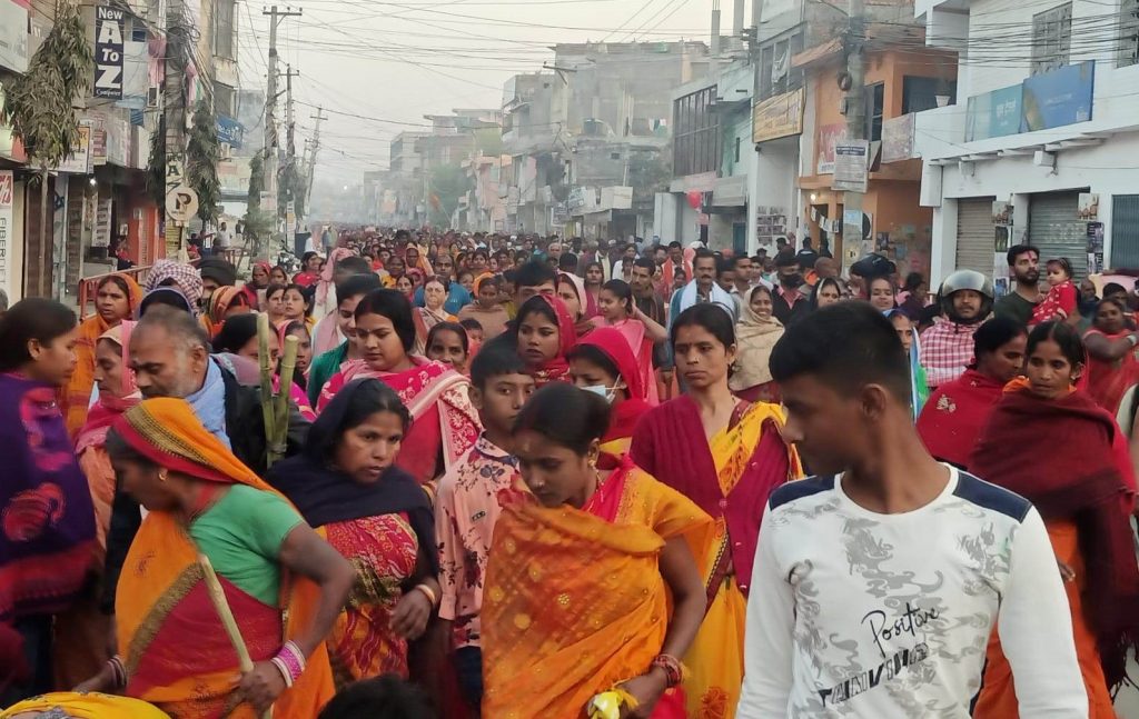 मिथिला मध्यमा परिक्रमाको महोत्तरी यात्रा पूरा , यात्री धनुषा प्रस्थान