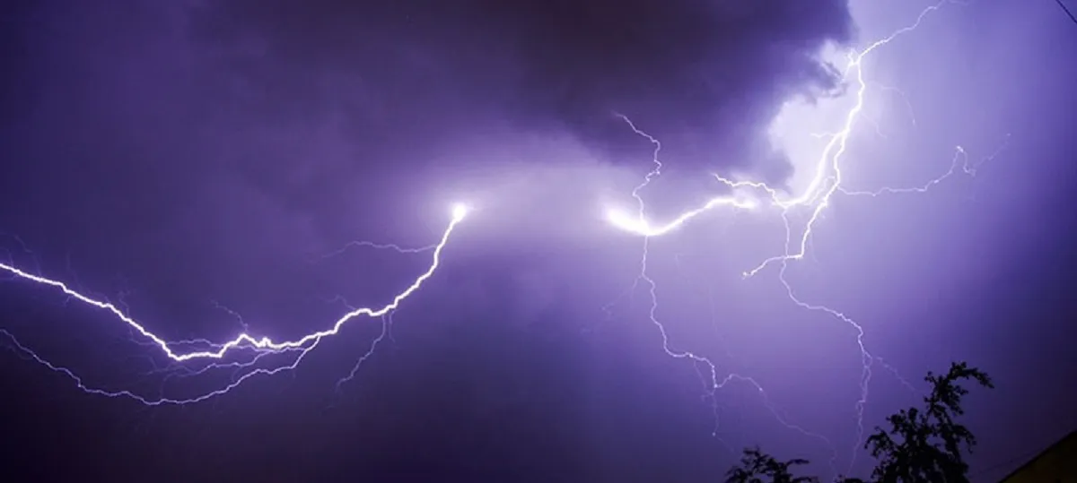 चट्याङ लागेर युवकको मृत्यु