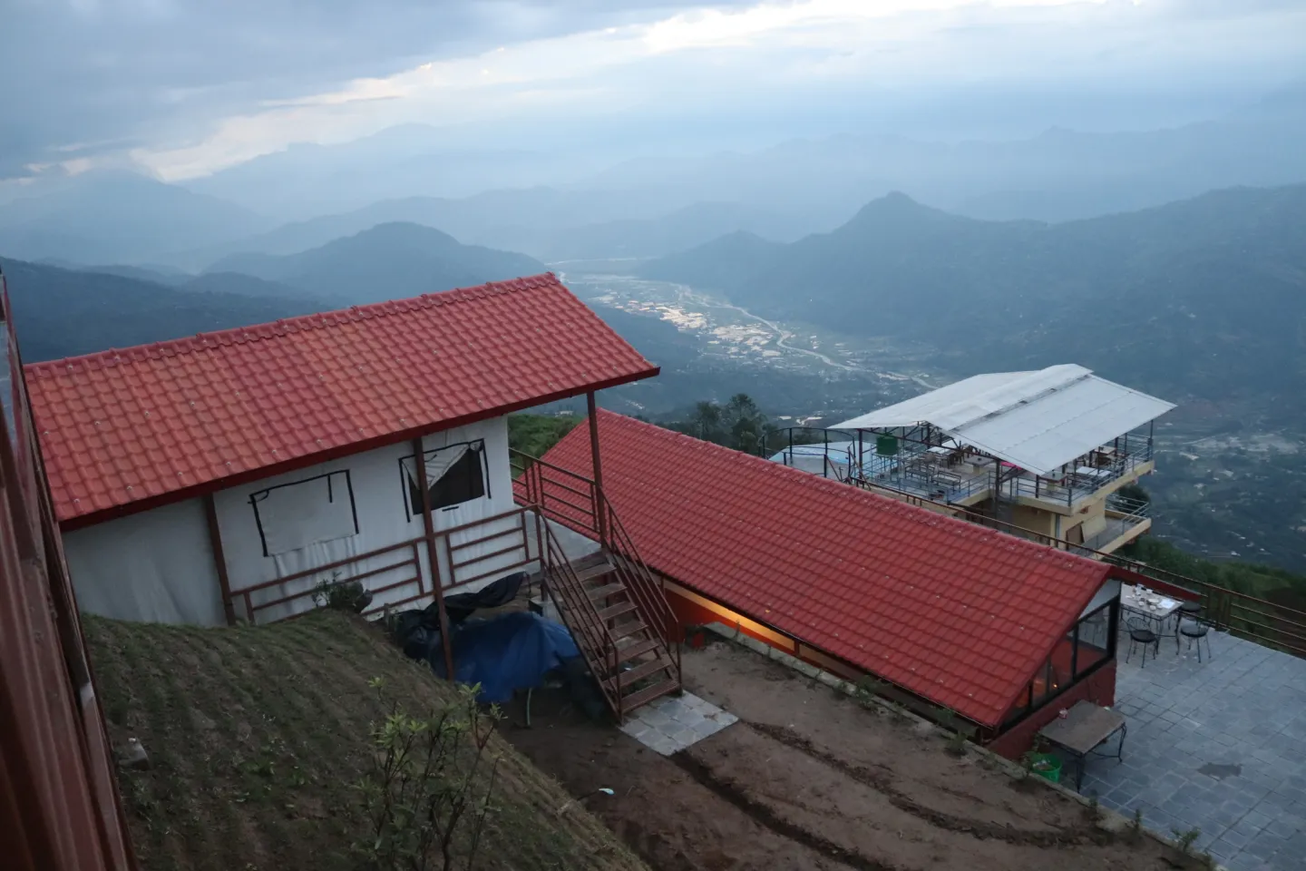 नयाँ पर्यटन गन्तव्यका रूपमा विकास हुँदै नुवाकोटको ‘सूर्यचौर’