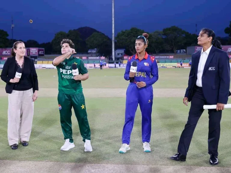 पाकिस्तानविरुद्ध पहिला ब्याटिङ गर्दै नेपाल