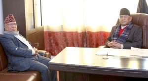 प्रचण्ड, नेपाल र लामिछानेबीच सिंहदरबारमा भेटवार्ता