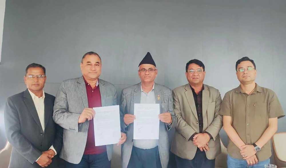 सुदूरपश्चिमका मुख्यमन्त्री सोदारिलाई राजीनामा दिन कांग्रेस-एमालेको माग