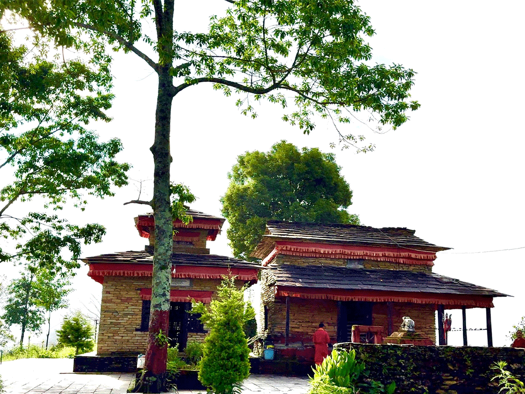 बाटुलेचौरमा पर्यटन प्रवर्द्धन गर्न पूर्वाधार निर्माण गरिँदै