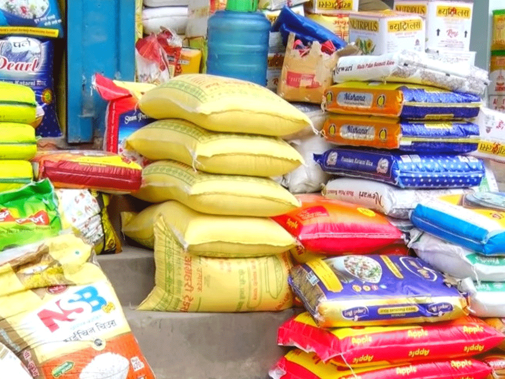 मार्तडी र कोल्टीमा सहुलियत पसल सञ्चालन