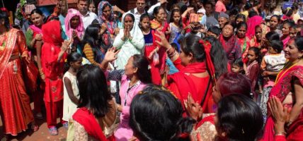 विपद्को पीडामा खल्लो बन्दै तीज