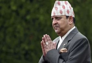 पूर्वराजा ज्ञानेन्द्र शाह लुम्बिनीमा निर्मित हजार बुद्ध मन्दिरको पूजामा सरिक हुने