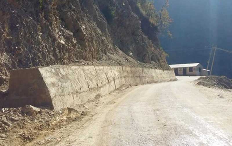 कुलेखानी–फाखेल र सिस्नेरी–दक्षिणकाली सडक तीन दिन बन्द