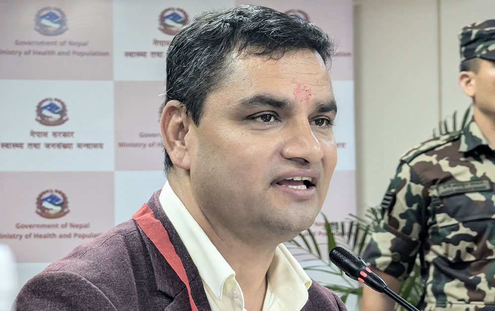 स्वास्थ्यमा महसुस हुने गरी सुधार हुँदैछ, बीमा ५ लाख पुग्छ पुग्छ- स्वास्थ्यमन्त्री पौडेल