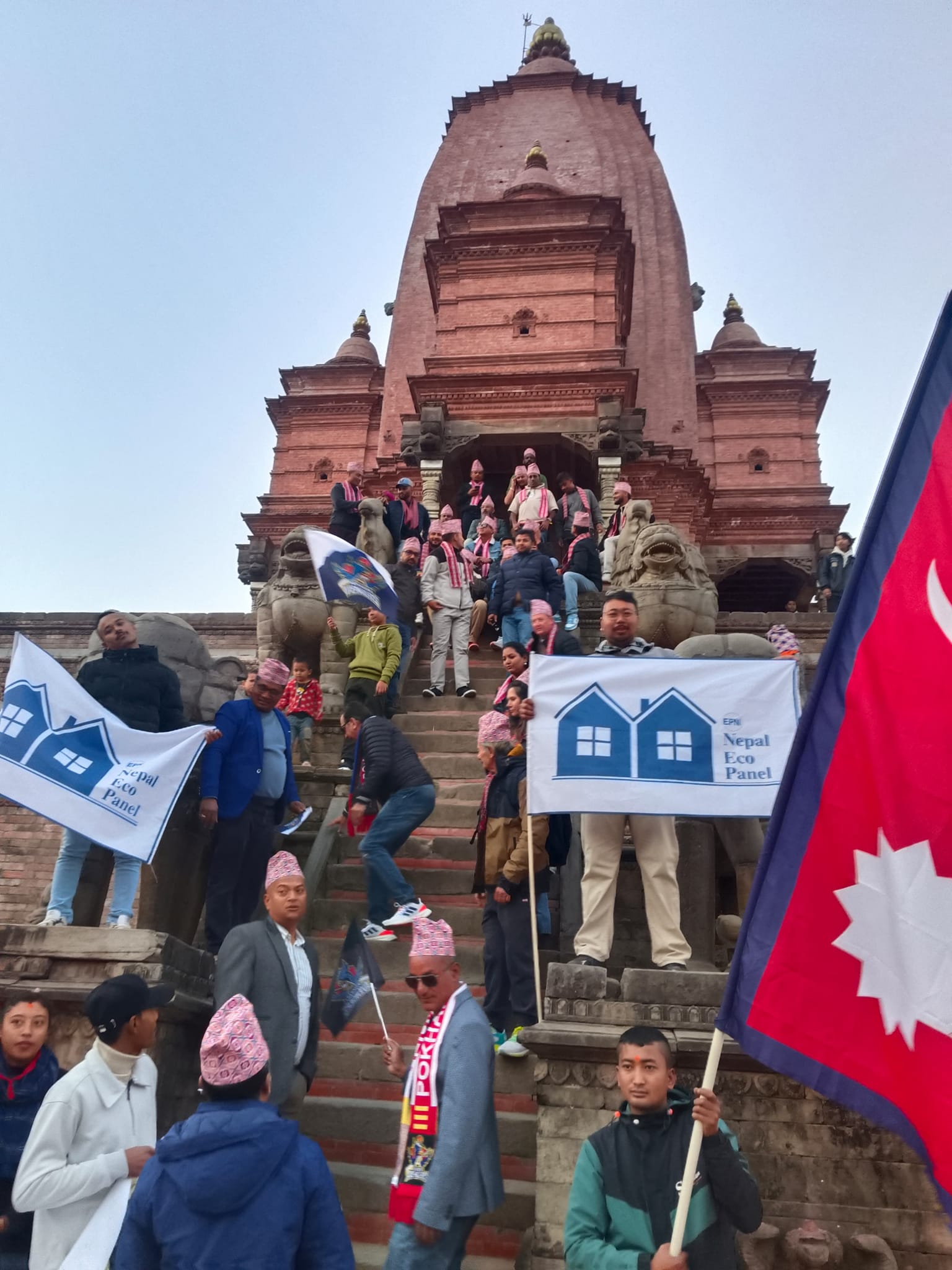 क्रिकेटप्रेमीको मोहः कीर्तिपुरको भीड अचानक भक्तपुरमा