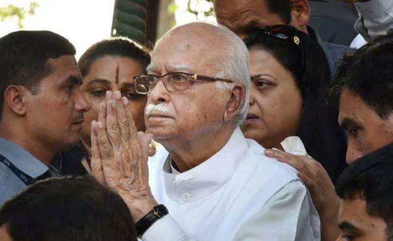 भाजपा नेता आडबाणी अस्पताल भर्ना, उपचार हुदैँ
