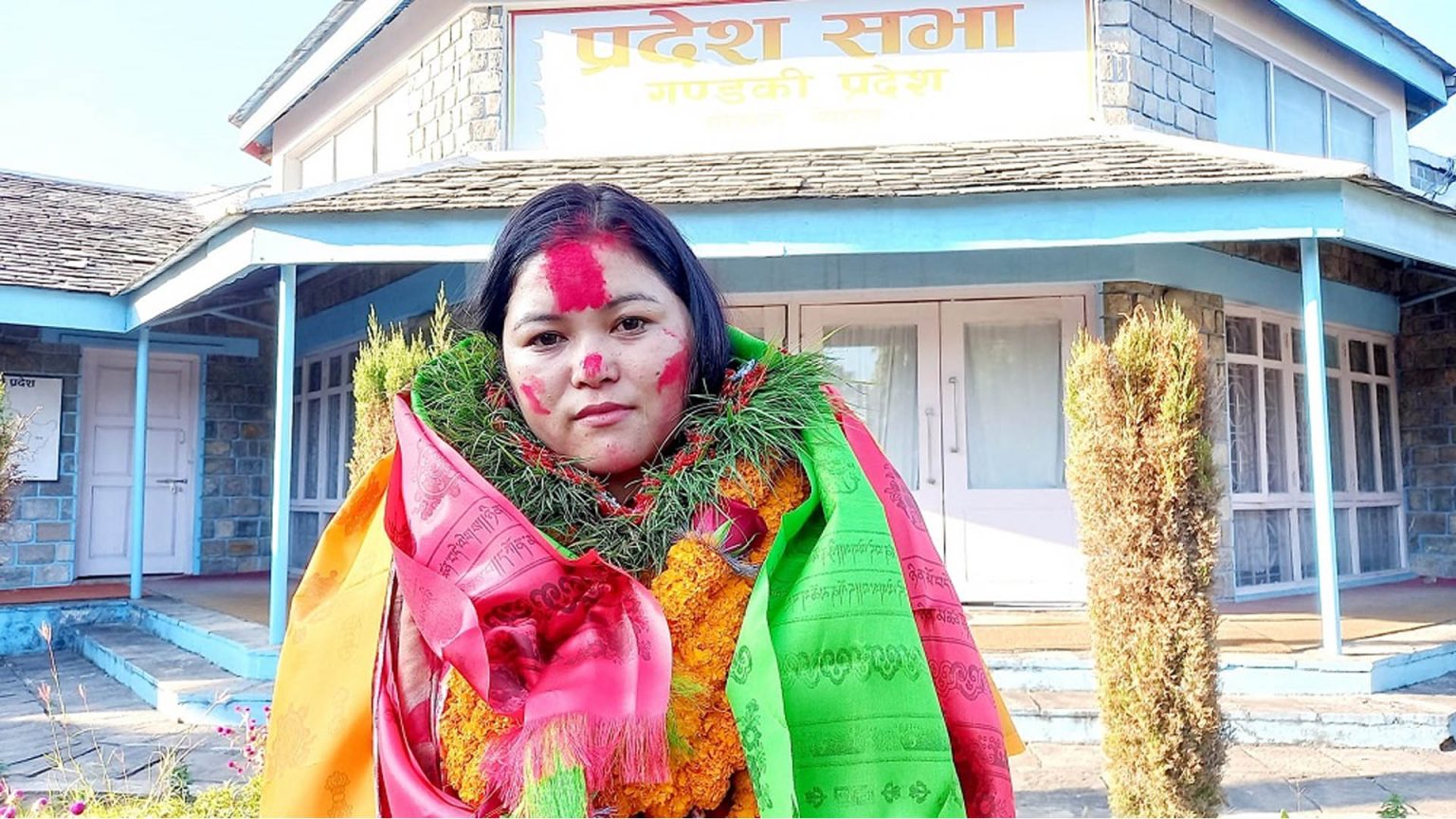 गण्डकी प्रदेशसभा सदस्य थापाद्वारा शपथ