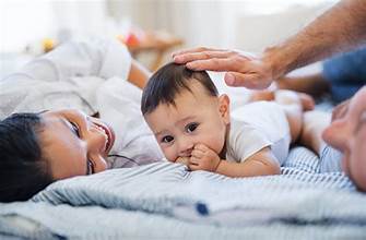 सन्तान बढी जन्माउन टोकियो सरकारले कर्मचारीलाई हप्तामा ३ दिन बिदा दिने