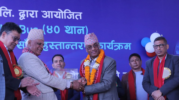 थानकोटदेखि धुलिखेलसम्म बस  सेवा सञ्चालनमा