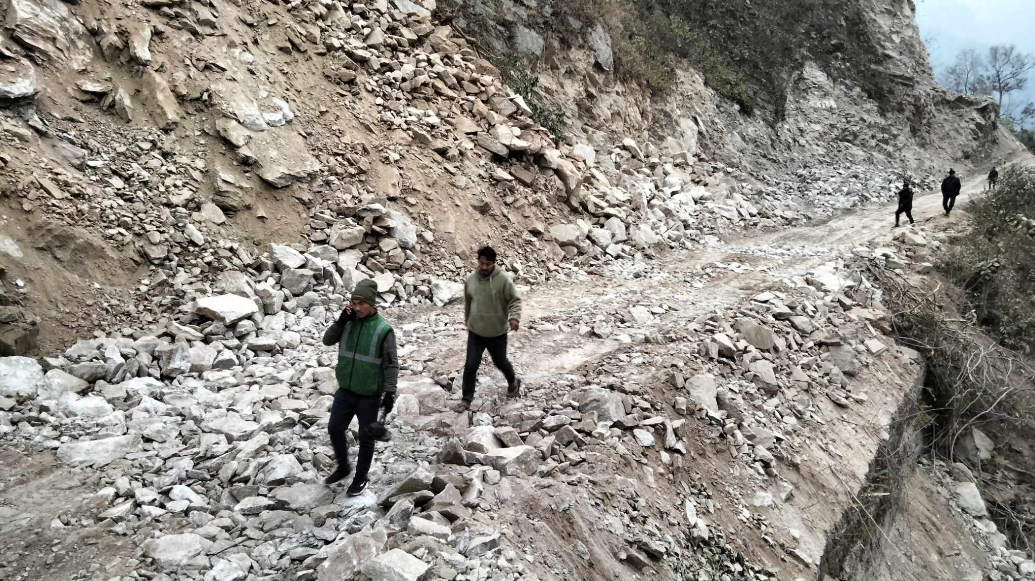 उत्तर– दक्षिण कोशी राजमार्ग खुल्यो