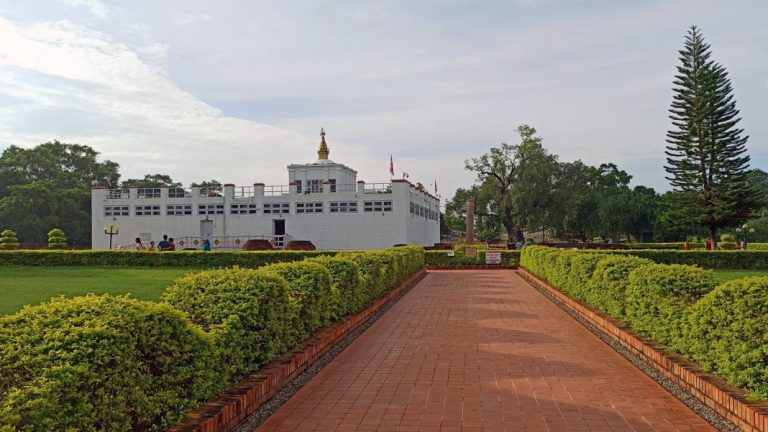 लुम्बिनीमा विश्व शान्ति मन्दिर निर्माण