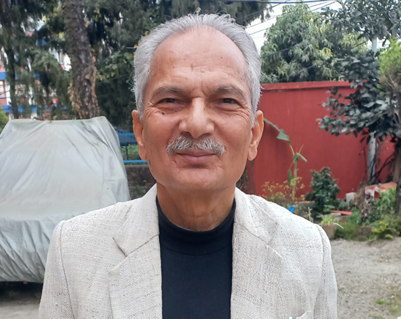 ‘लोकतन्त्रलाई कमजोर पार्ने र पछाडि फर्काउने हर्कतका विरुद्ध सबै एकजुट हौँ’ : डा. भट्टराई