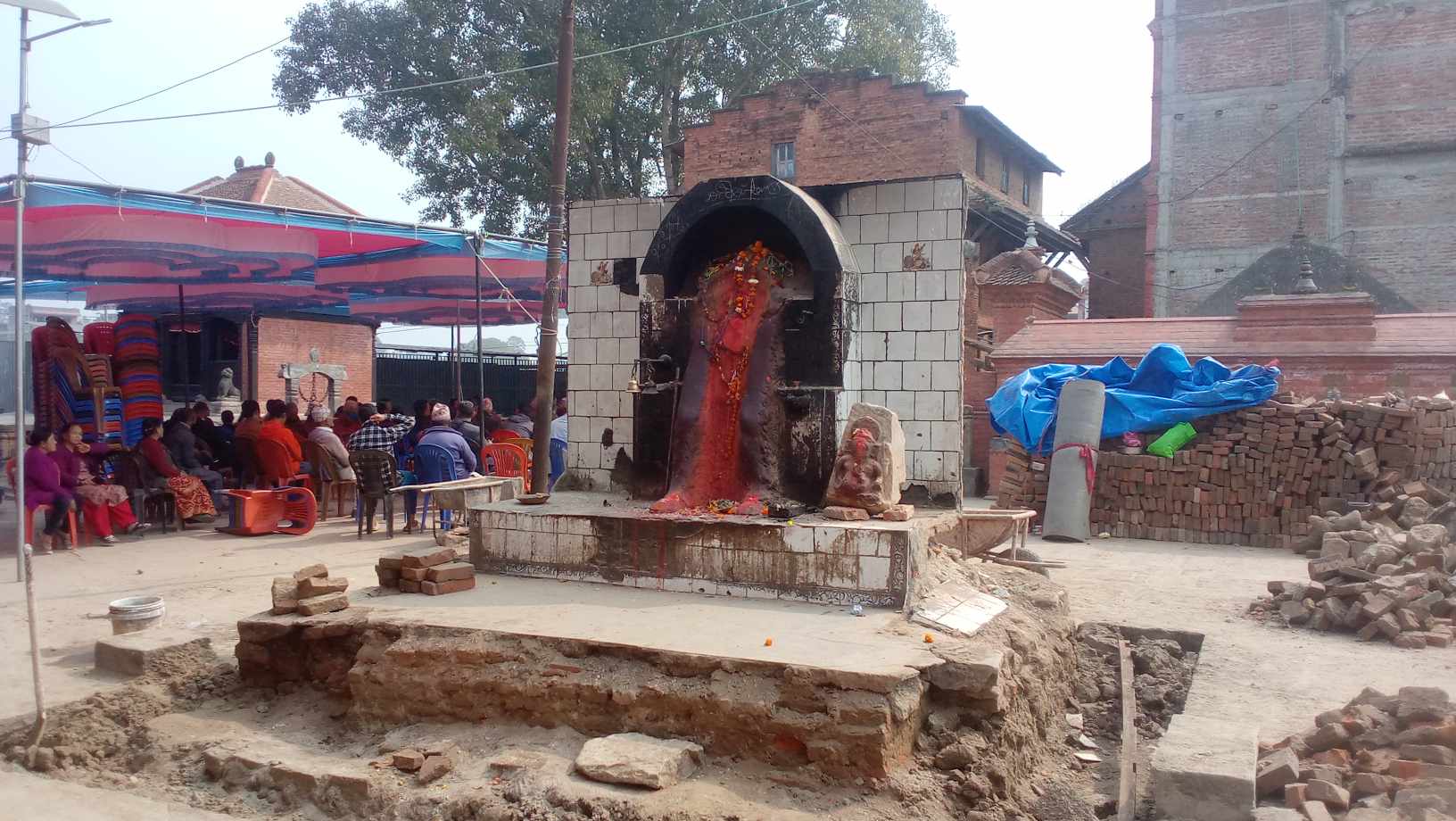 चन्दा संकलन गरी सरस्वती मन्दिरको पुननिर्माण सुरु