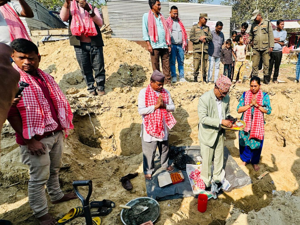 लहानमा आधुनिक तरकारी बजार