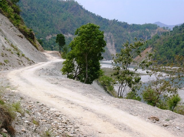 पहिरोले कालीगण्डकी कोरिडोर अवरुद्ध