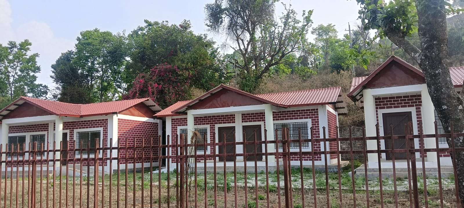 रामेछापको पुष्पलाल स्मृति पार्क निर्माण कार्य अलपत्र