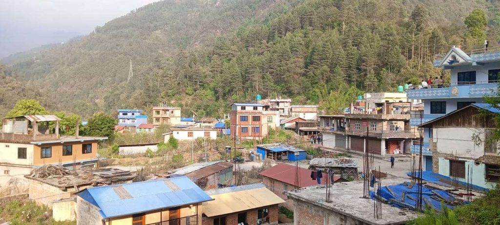 नयाँ ढङ्गले उठ्ने प्रयासमा रामेछापको ठोसे बजार