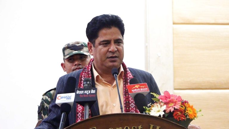 सरकारले ढुवानी विक्रि वितरणको जिम्मेवारी निजी क्षेत्रलाई दिने भन्ने गलत प्रचार भयो: मन्त्री भण्डारी