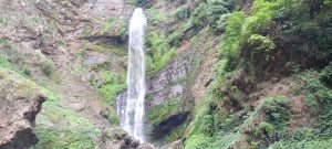 आकर्षक पर्यटकीय गन्तव्य पोकली झरना