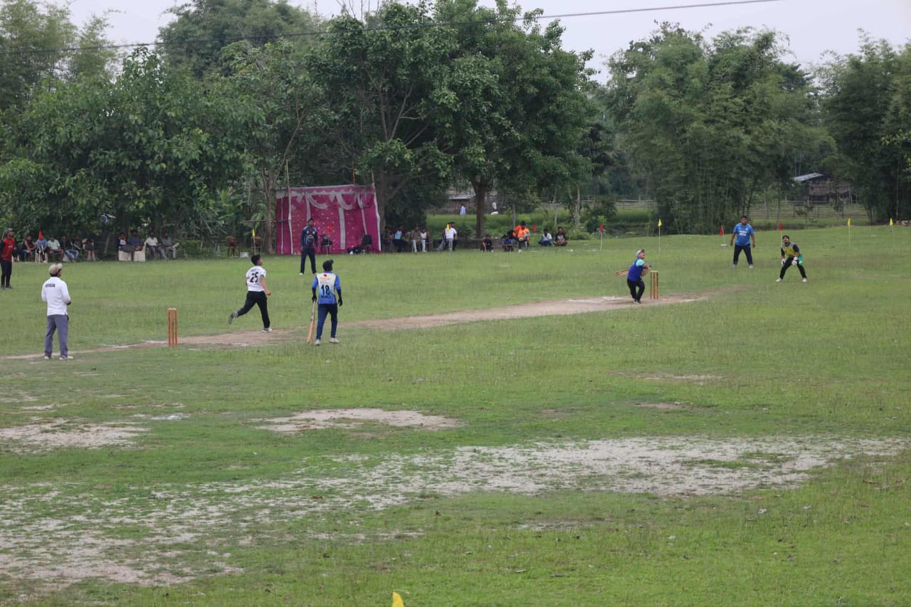 प्रथम कञ्चनजंघा क्रिकेट प्रतियोगिता सुरू, उद्घाटन खेलमा डाँस-मोरङी विजयी