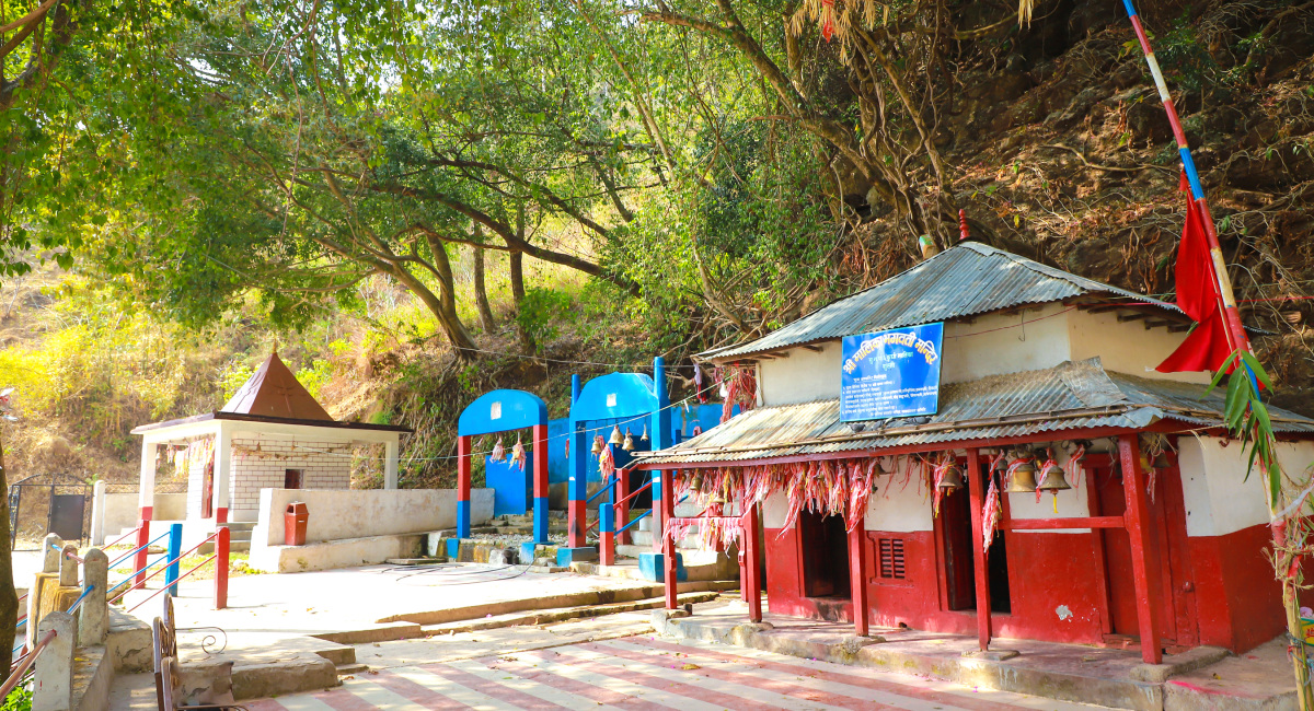 धार्मिक पर्यटकीय गन्तव्य बन्दै मालिका मन्दिर