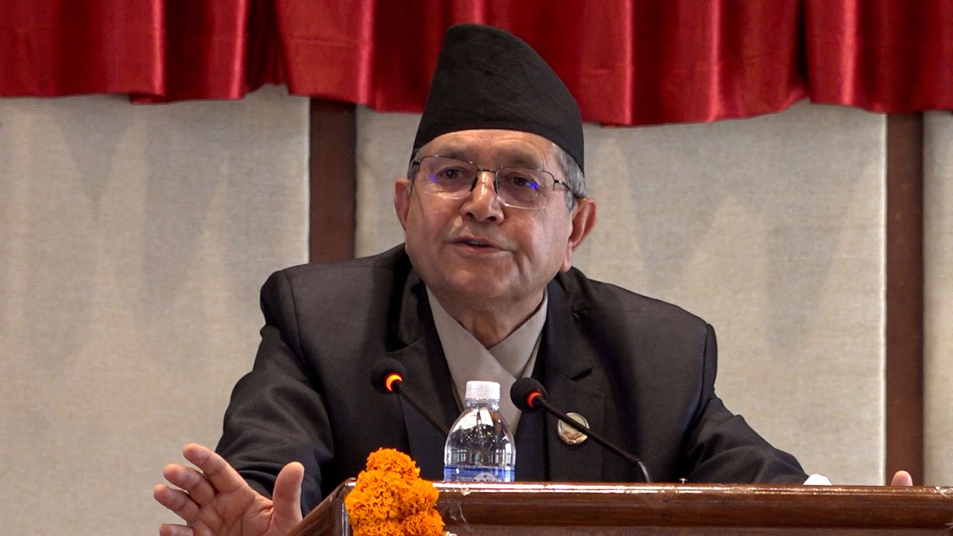 जबरजस्ती पेलेरै सदन चलाउनुपर्ने बाध्यता छ, संख्या पुर्याउनुपर्नेछ: सभामुख