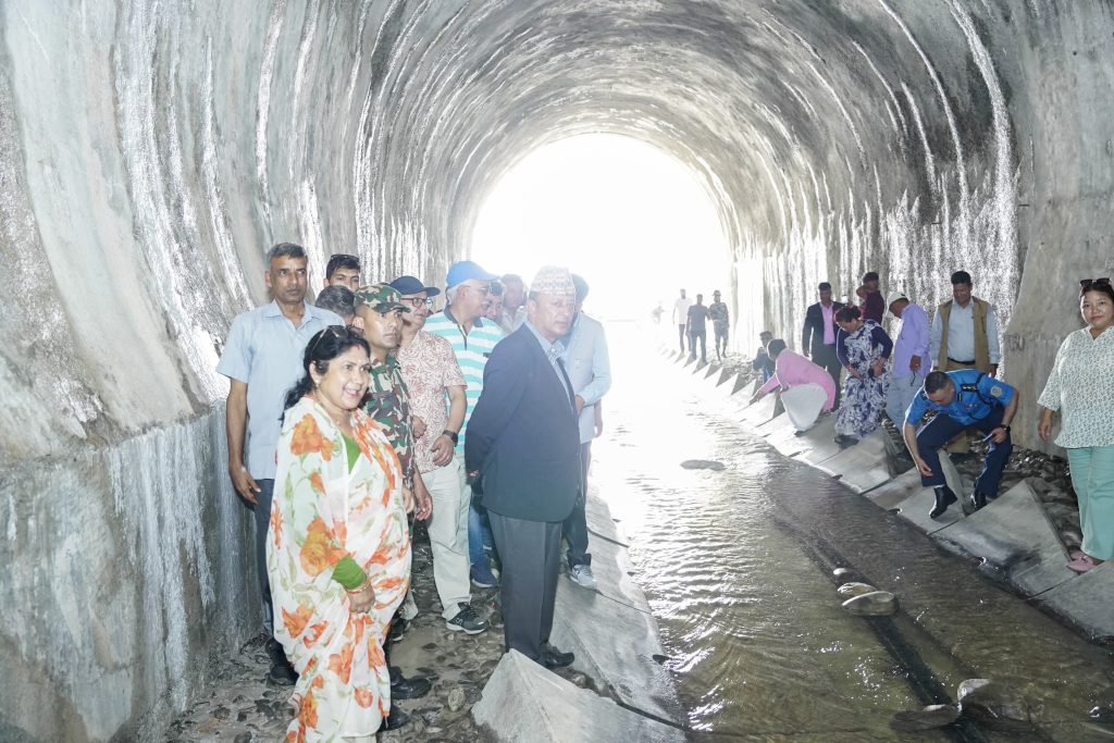 उर्जामन्त्री खड्काद्धारा सुनकोशी मरिन डाइभर्सन आयोजनाको निरीक्षण