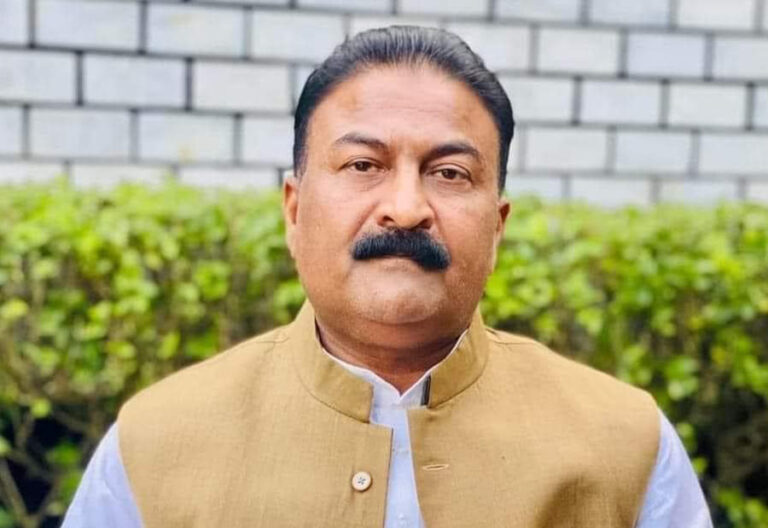 ‘कुलिङ पिरियड’ विवादका कारण निजामती कर्मचारी विधेयक रोकिएको होइनः मन्त्री गुप्ता