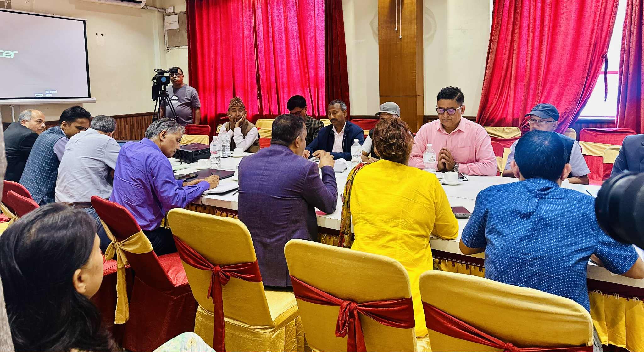 रास्वपाको ऊर्जा तथा जलस्रोत विभागले गर्यो चोभार गल्छीको भविष्यबारे नीतिगत संवाद